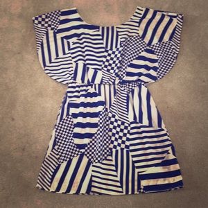 Boutique blue/white geometric pattern dress!